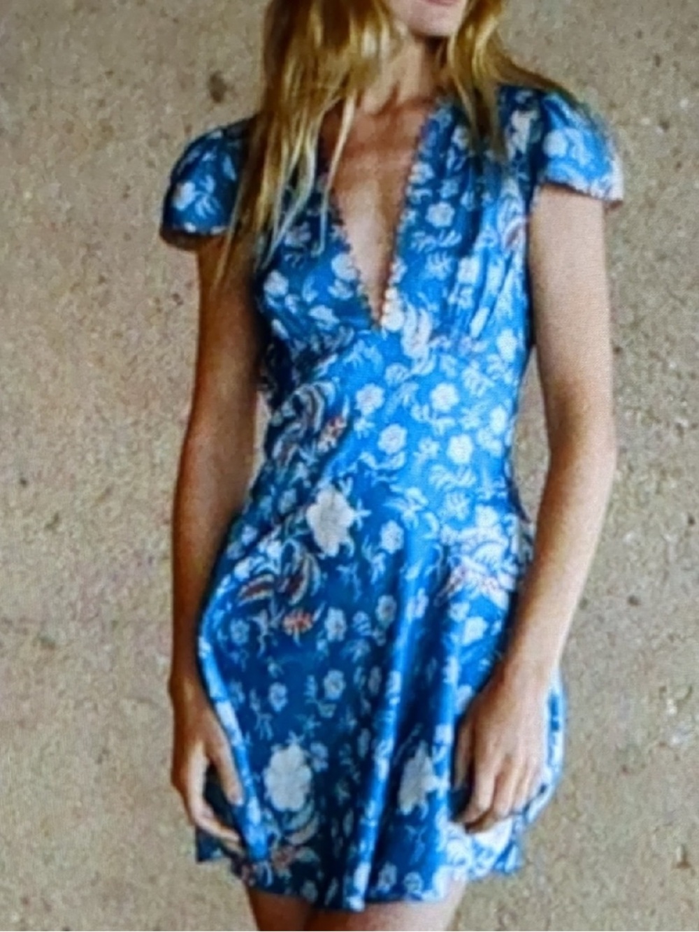 DOEN "Dianne" Silk V-neck Dress Size S